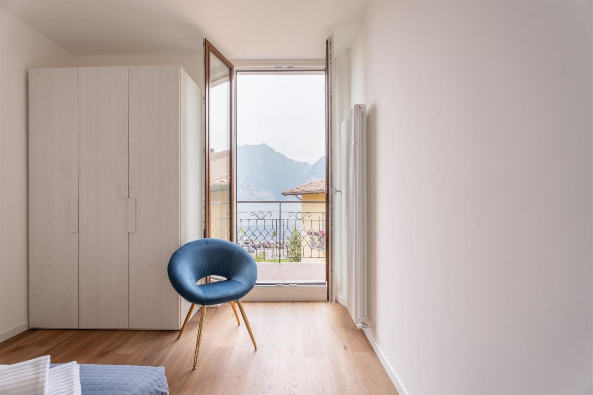 Apartment mit 2 Schlafzimmern und Balkon